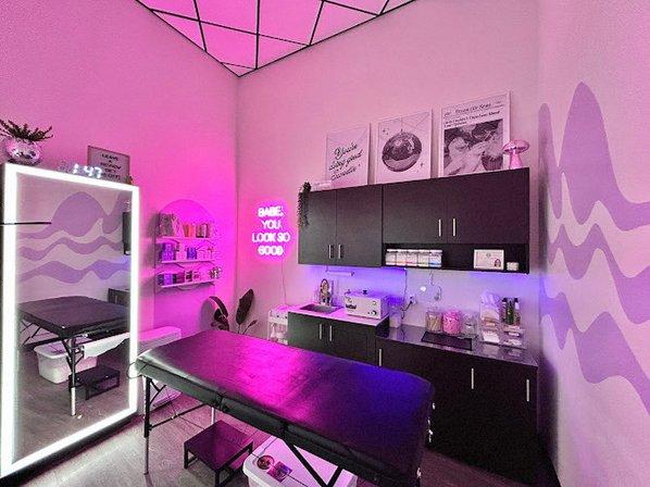 Fuzz Wax Bar