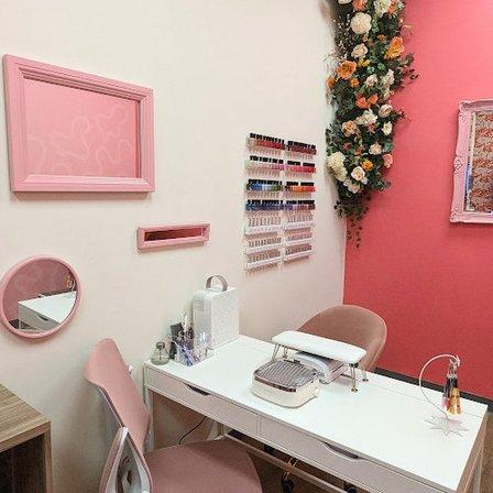 Pinkie Promise Nail Salon