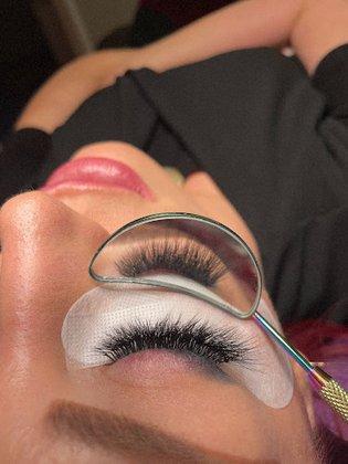 Brazen Lash Academy