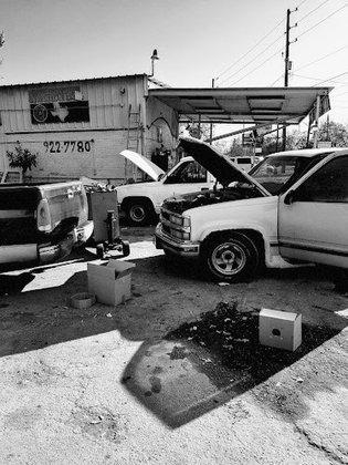 Oscars Tire Shop