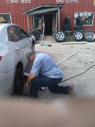 Flores Tire Shop