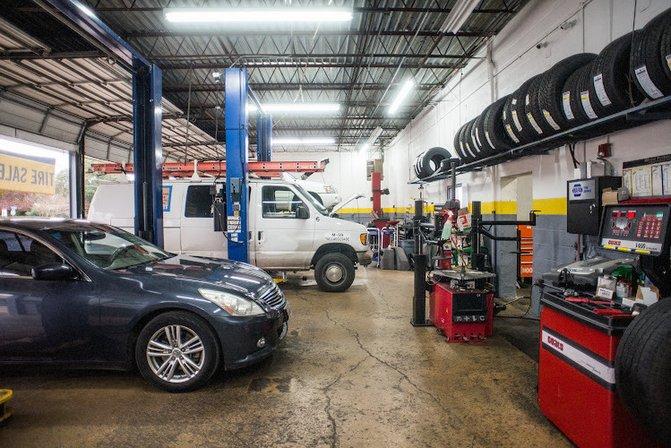 Ken's Tire and Auto