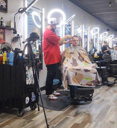 Marathon Barbershop