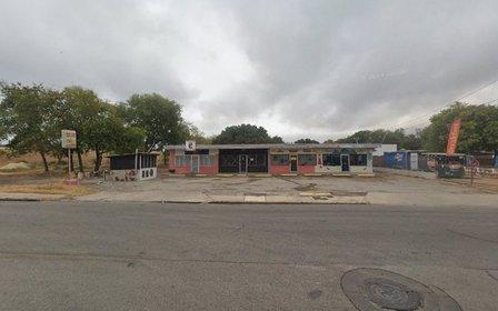 10 east barber shop