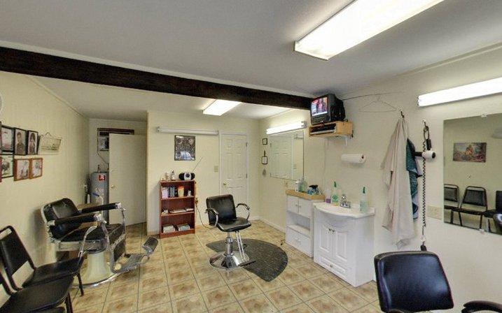 Lico's Barber Shop
