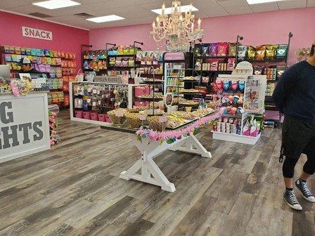 Woof Gang Bakery & Grooming Alamo Heights