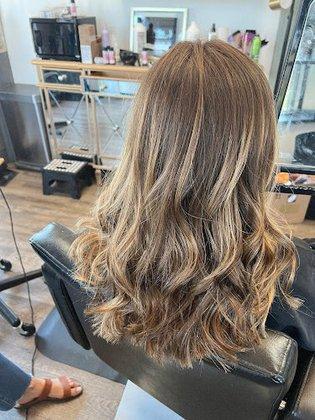 Luminescence Salon