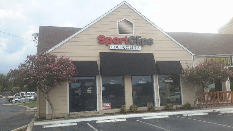 Sport Clips Haircuts of Thousand Oaks & Jones Maltsberger