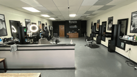 Moes barbershop