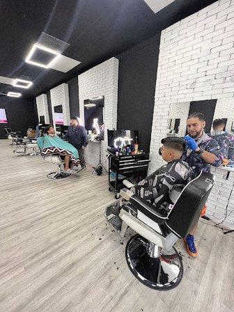 WORLD CLASS BARBERS
