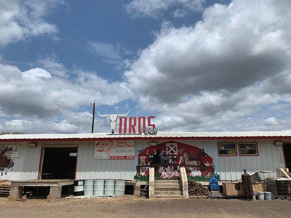 Toro’s Feed Store