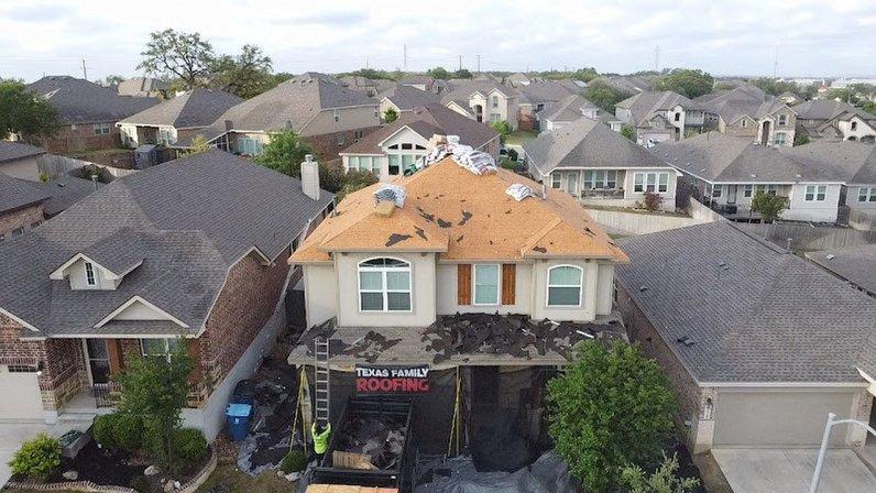 Texas Family Roofing West