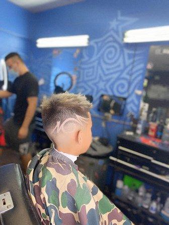 SUPERB CUTS BARBERSHOP