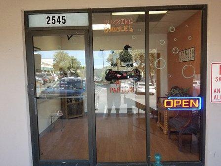 Buzzing Bubbles Pet Parlor