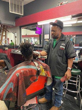 Duncan's Barbercuts and Hair Salon