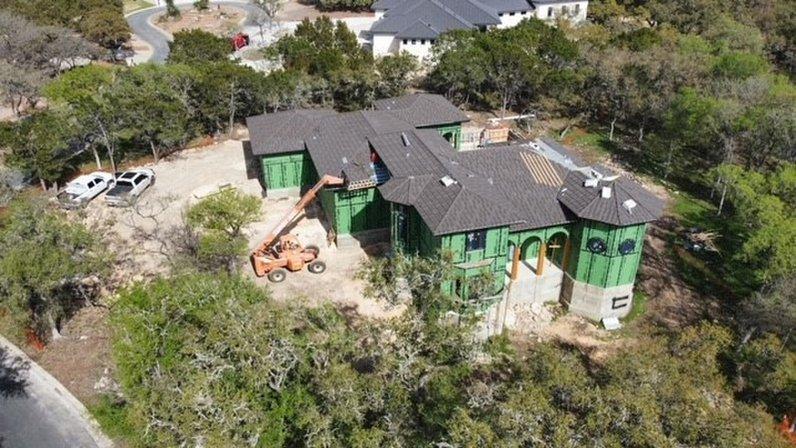 Fry Roofing Inc