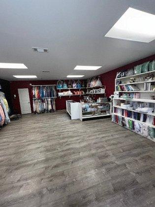Mandy’s bridal shop & Accessories
