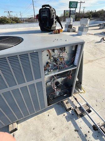 Lambarri’s A/C