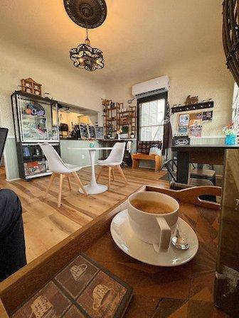 Sip & Sit with ME Coffee House