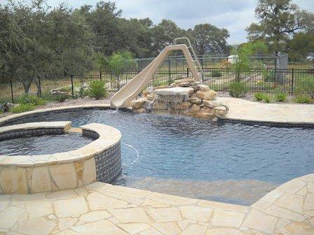 Laden Pools LLC