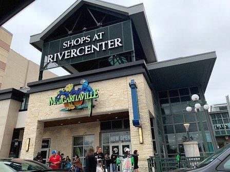 Shops at Rivercenter