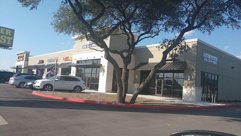 Pearsall Pointe Shopping Center