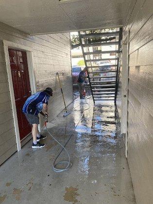 Right Way Window Cleaning