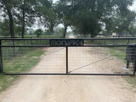 Monarch Fence LLC