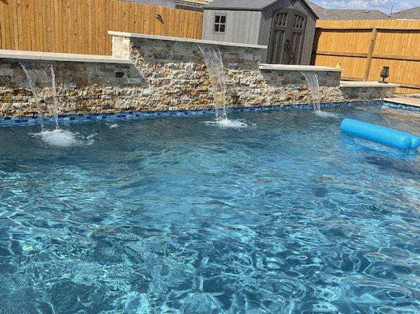 Mission Custom Pools
