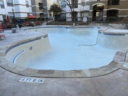 Cascada pools