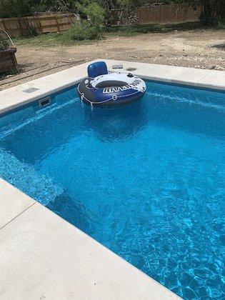 AKA - POOL - CO