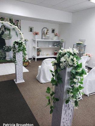 Mr and Mrs Wedding Chapel