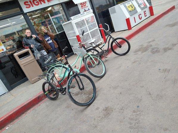 DamnLucky Mobile Bike Shop
