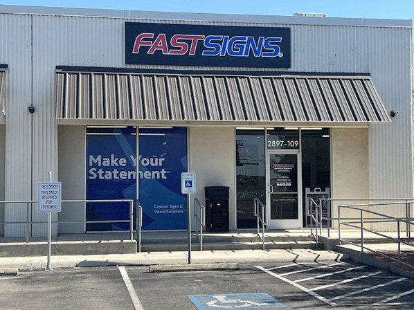 Fastsigns