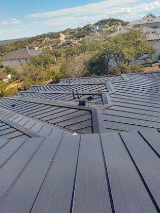 AR ROOFING SA LLC