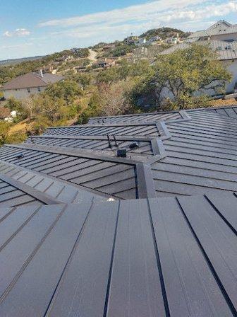 AR ROOFING SA LLC