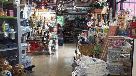 Pookeys Bargain Barn