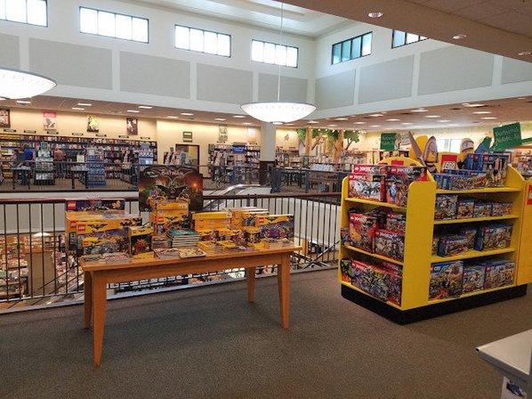 Barnes & Noble