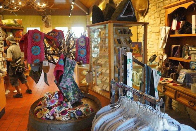 Ticket station/Gift shop