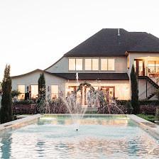 Thistlewood Manor & Gardens