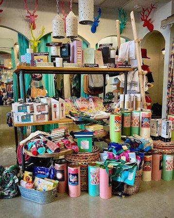 Adelante Boutique