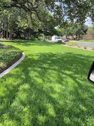 Green Landscapes, LLC