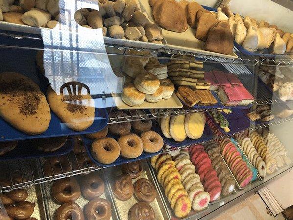 La Familia Bakery