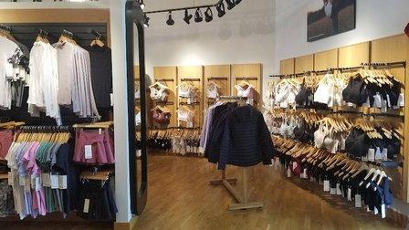 Lululemon