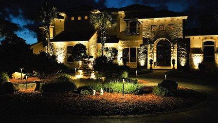 Glo Geeks Landscape Lighting Installation