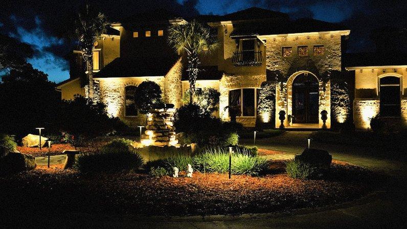 Glo Geeks Landscape Lighting Installation