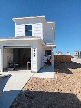 Lennar at Flora Meadows