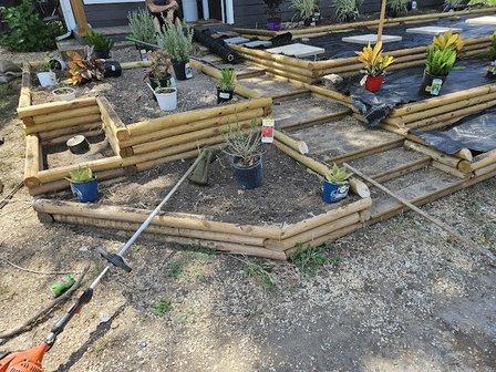 Mac's Handyman and Lawn Services LLC