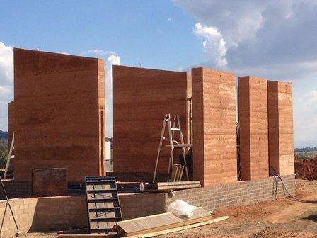 Modern Earth Construction LLC