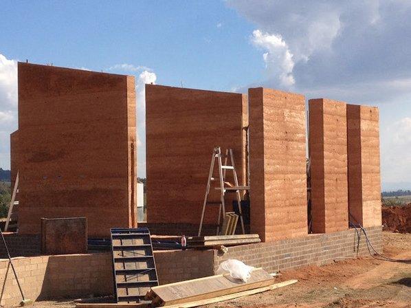 Modern Earth Construction LLC